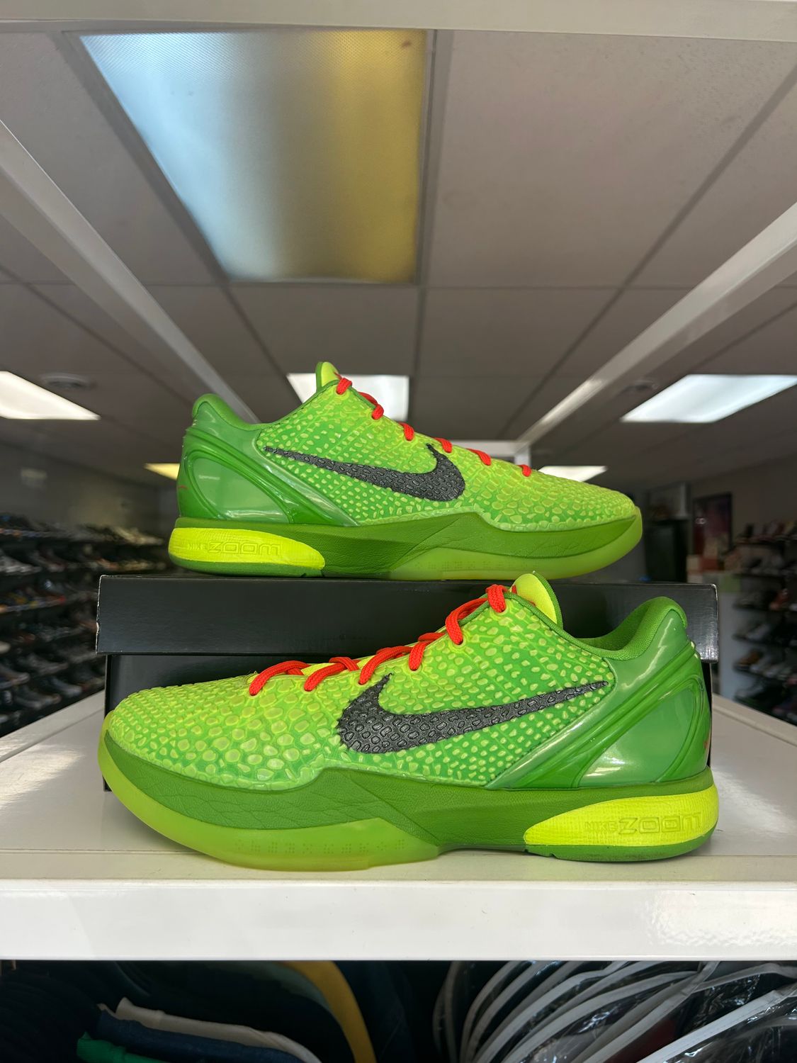 PO NIKE KOBE 6 PROTRO GRINCH (2020) SIZE 10