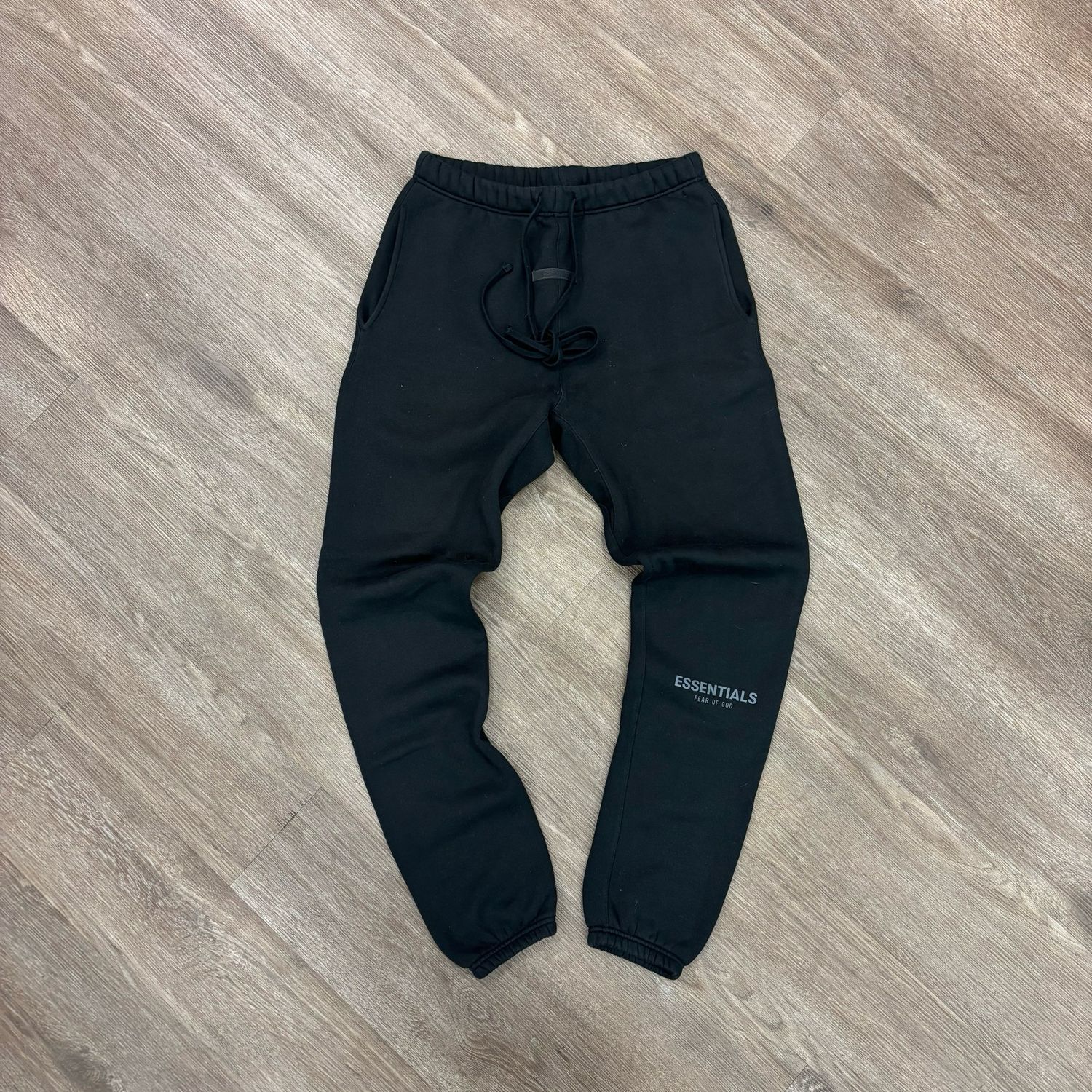 PO ESSENTIALS CUFFED SWEATPANTS BLACK SIZE S