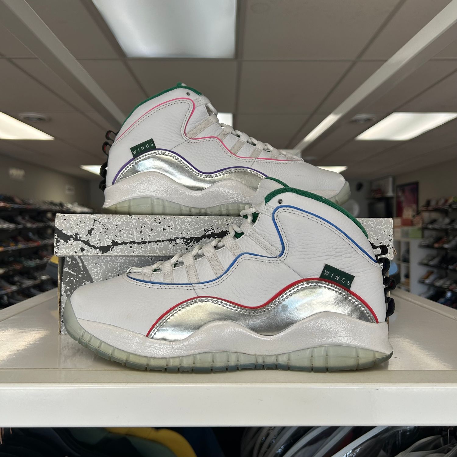 PO AIR JORDAN 10 RETRO WINGS SIZE 8