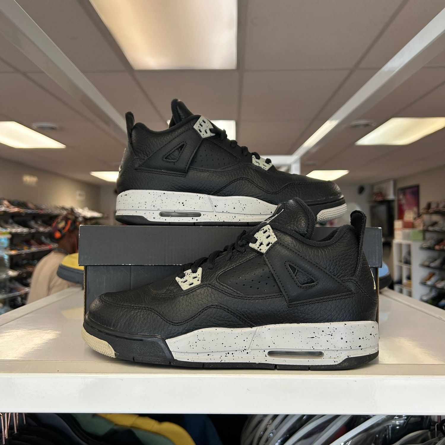 PO AIR JORDAN 4 RETRO OREO (2015) (GS) SIZE 6.5Y
