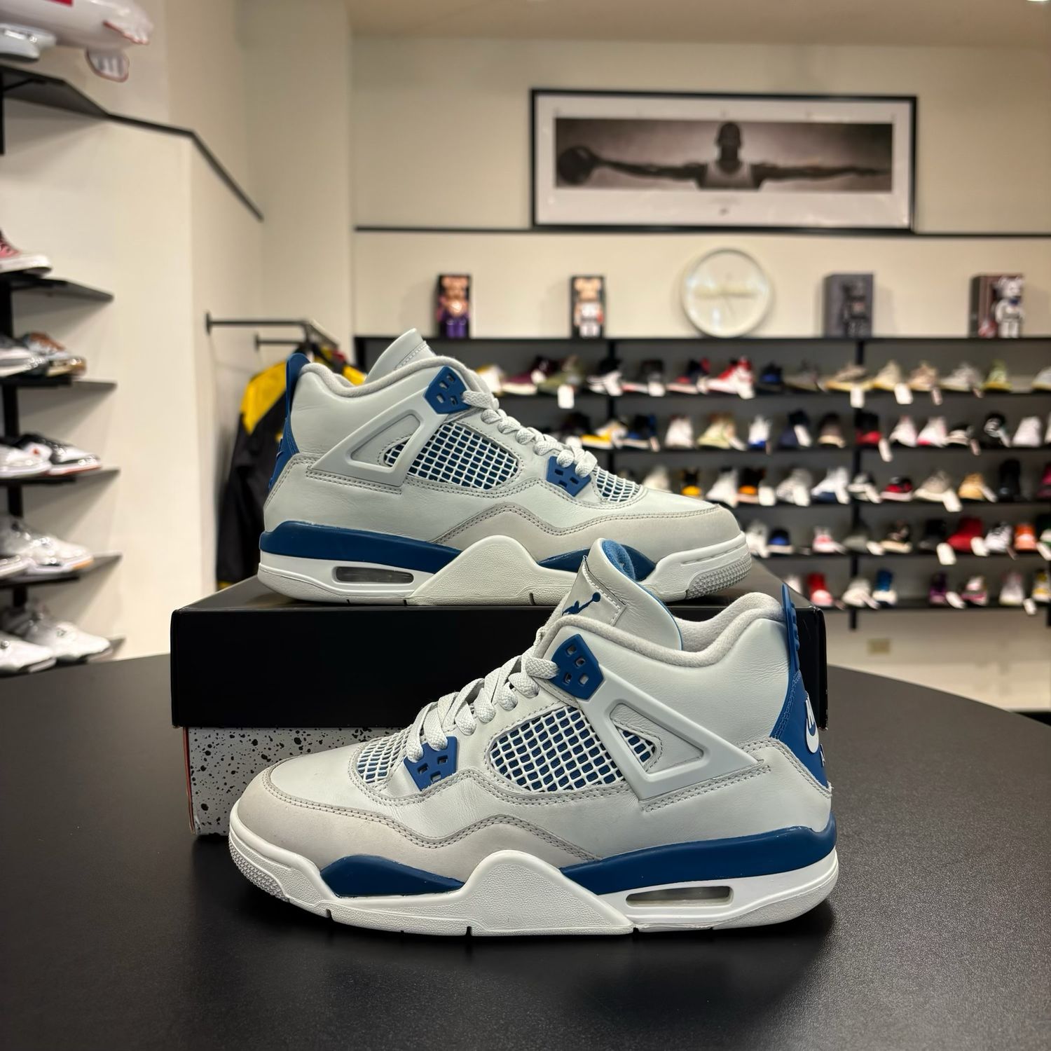 PO AIR JORDAN 4 MILITARY BLUE (2024) SIZE 7Y