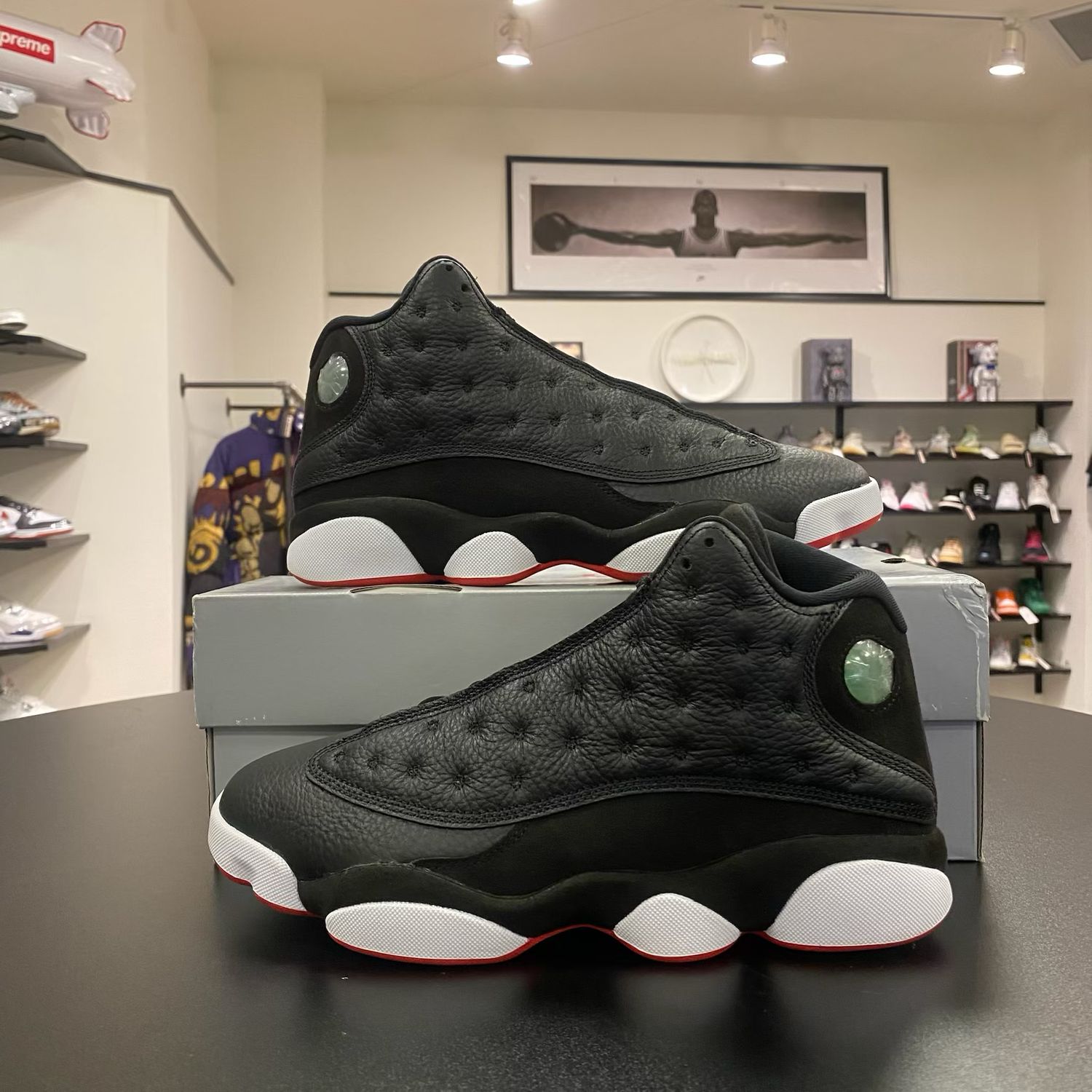PO AIR JORDAN 13 PLAYOFFS (2023) SIZE 9