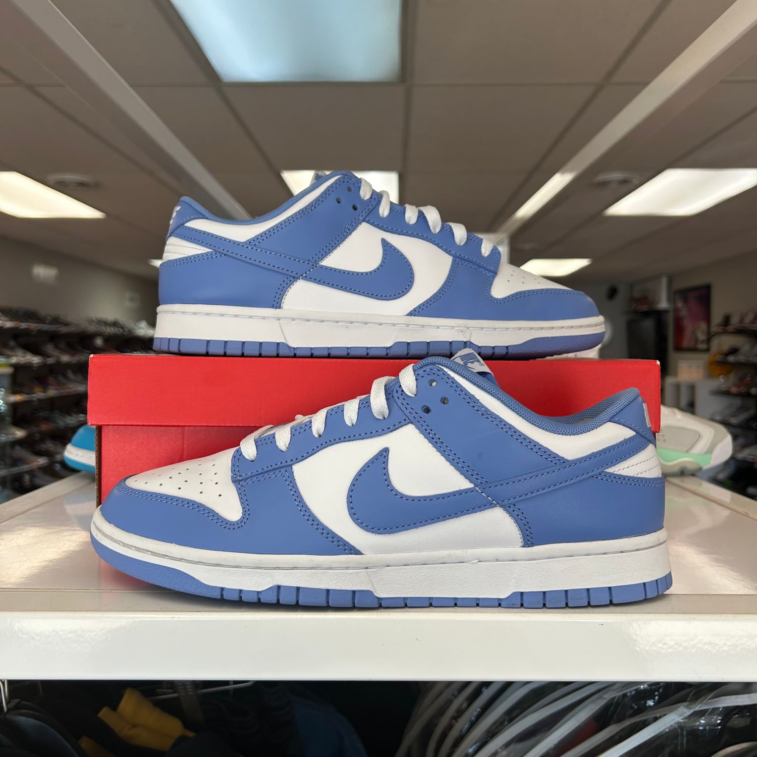 PO NIKE DUNK LOW POLAR BLUE SIZE 10.5