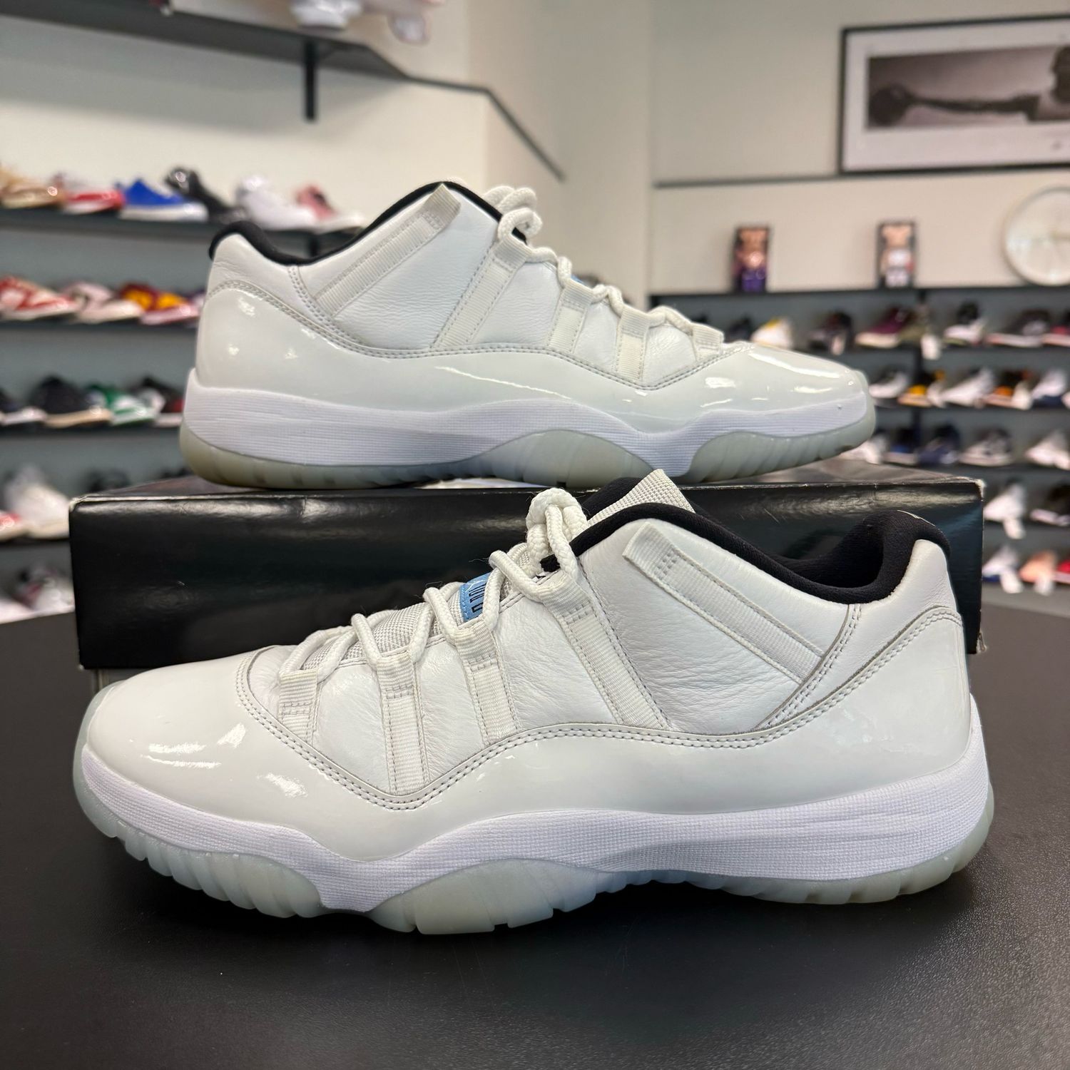 PO5 AIR JORDAN 11 LOW LEGEND BLUE SIZE 10.5