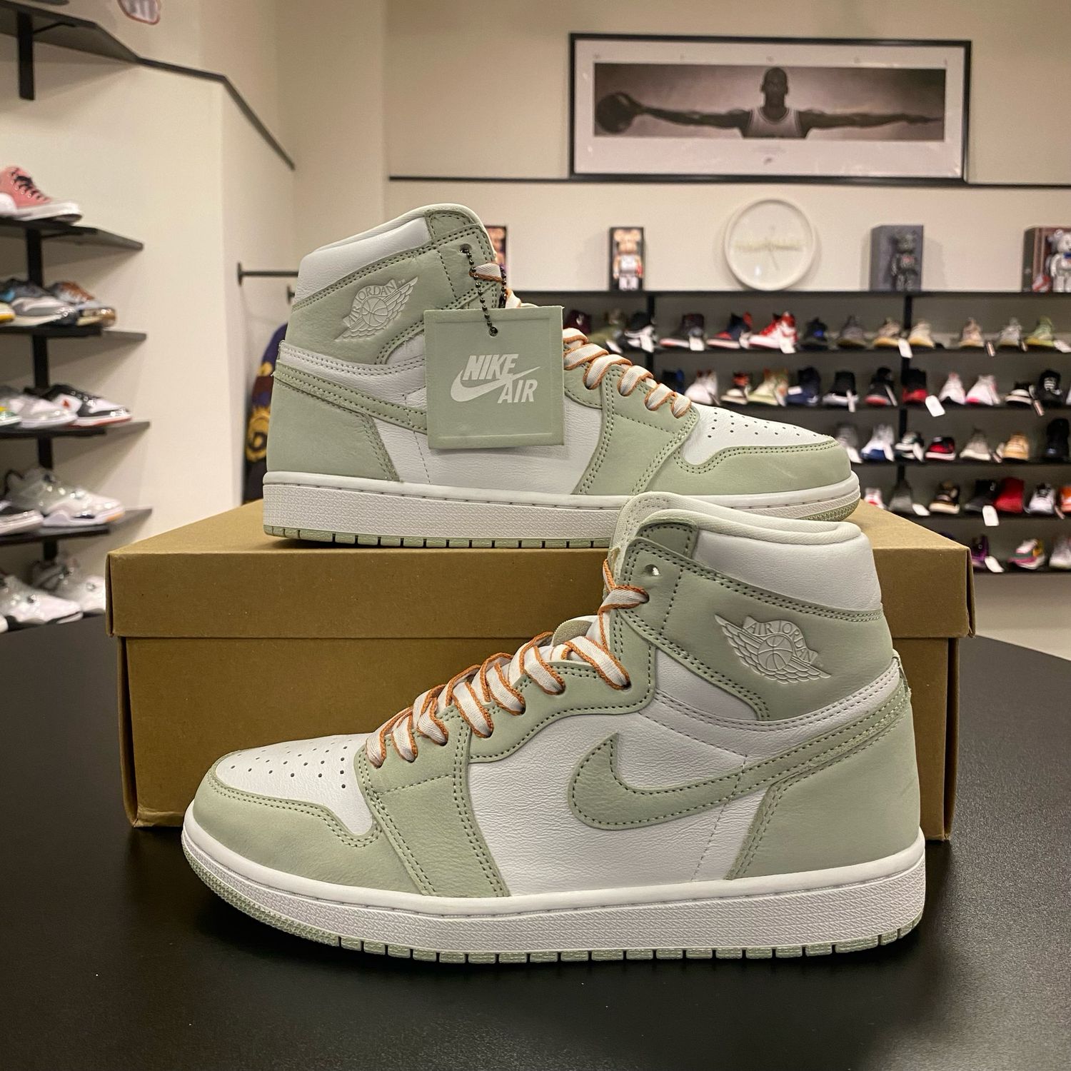 PONB AIR JORDAN 1 SEAFOAM SIZE 10W / 8.5