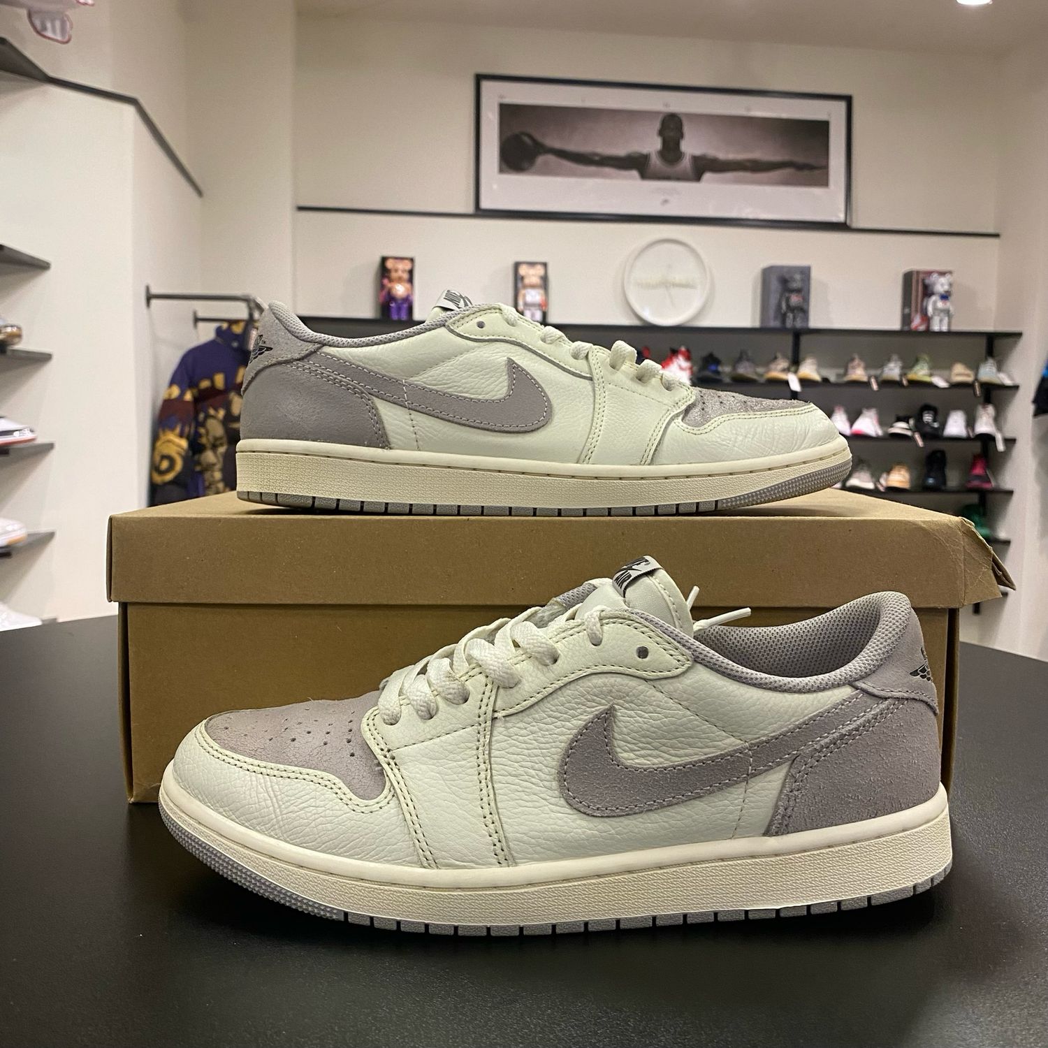 PONB AIR JORDAN 1 LOW ATMOSPHERE GREY SIZE 10