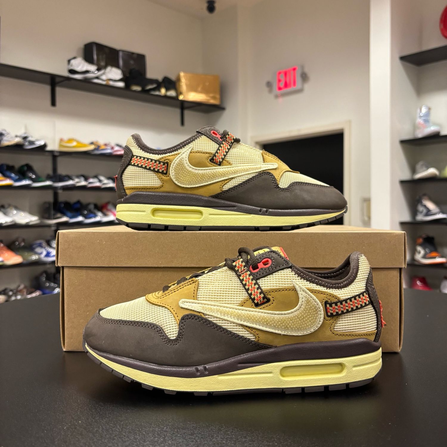 PONB NIKE AIR MAX 1 TRAVIS SCOTT CACTUS JACK BAROQUE BROWN SIZE 7