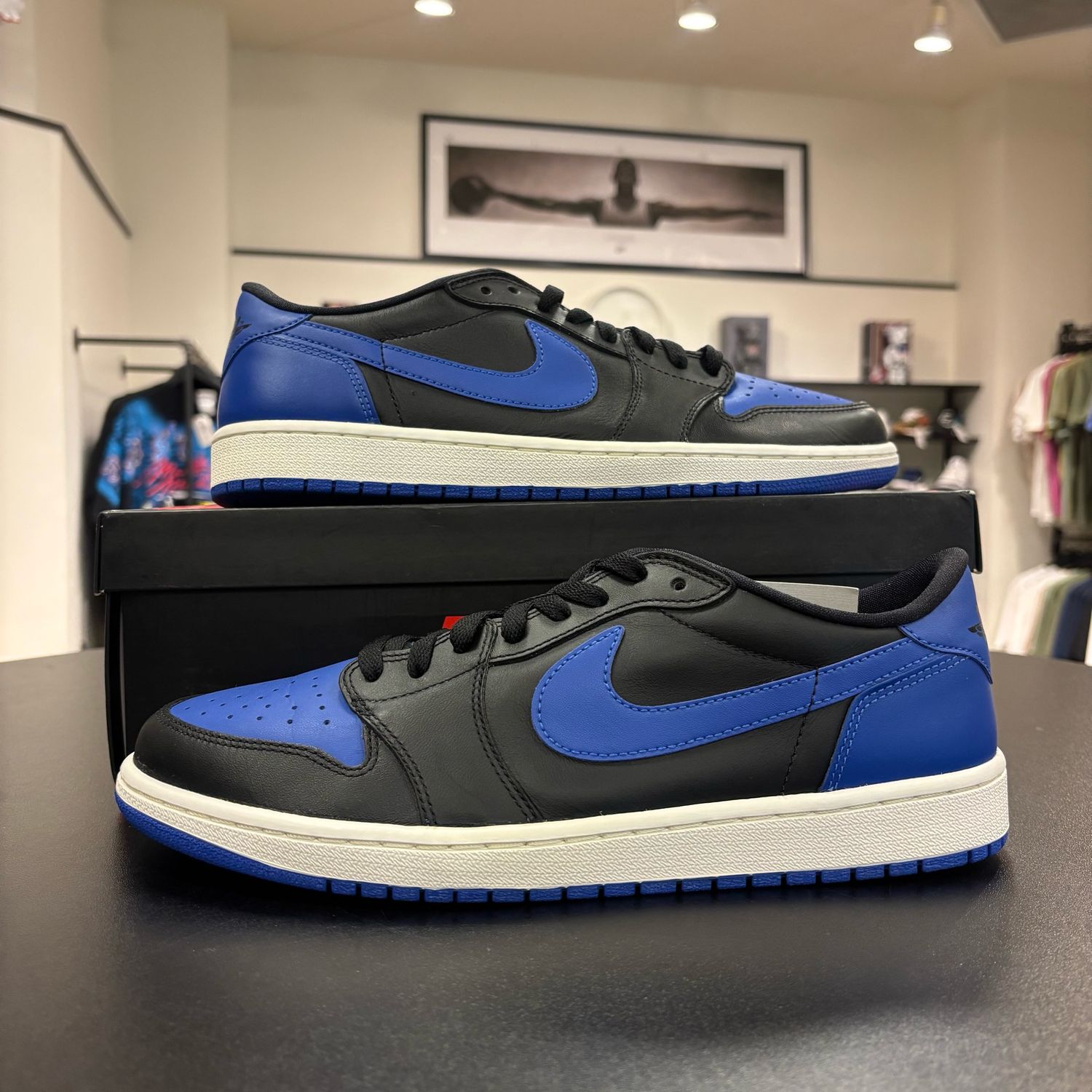 PO AIR JORDAN 1 LOW OG ROYAL (2015) SIZE 11.5