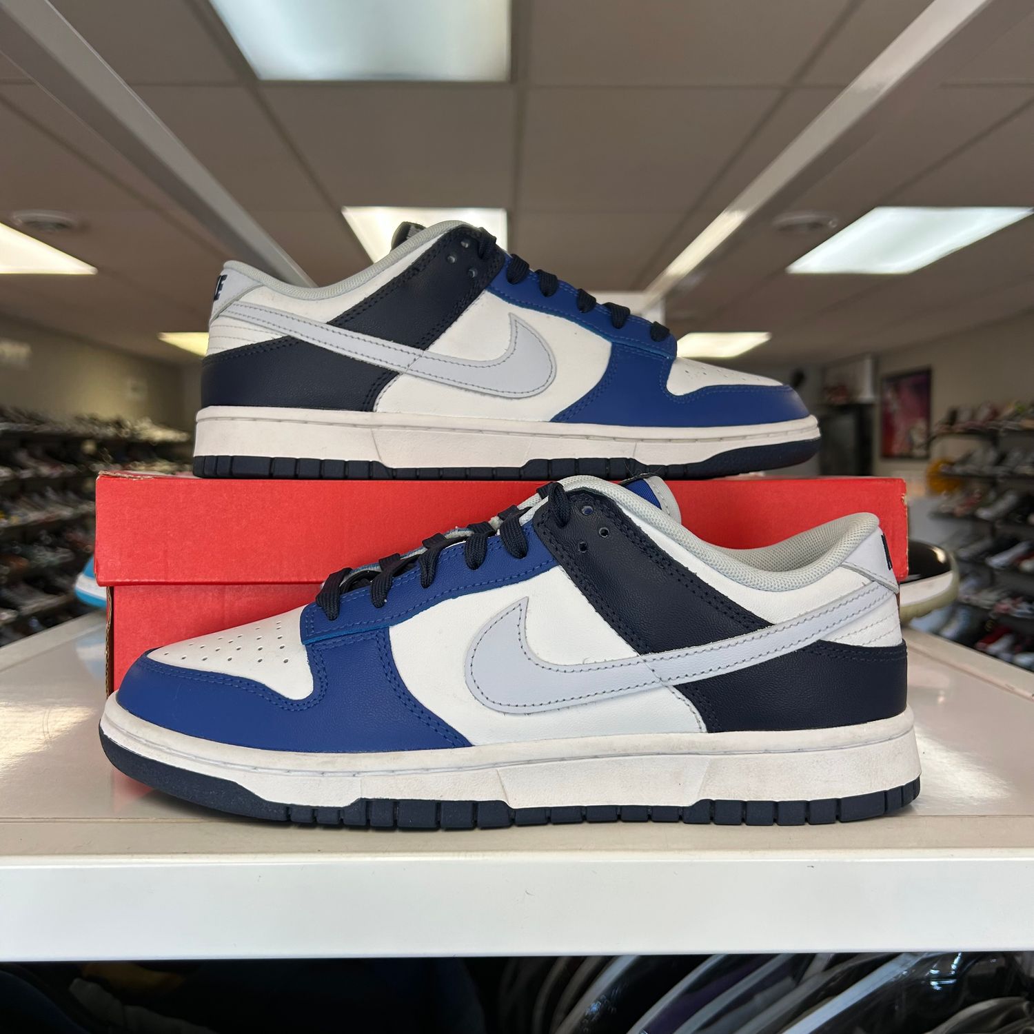 PO NIKE DUNK LOW GAME ROYAL NAVY SIZE 9
