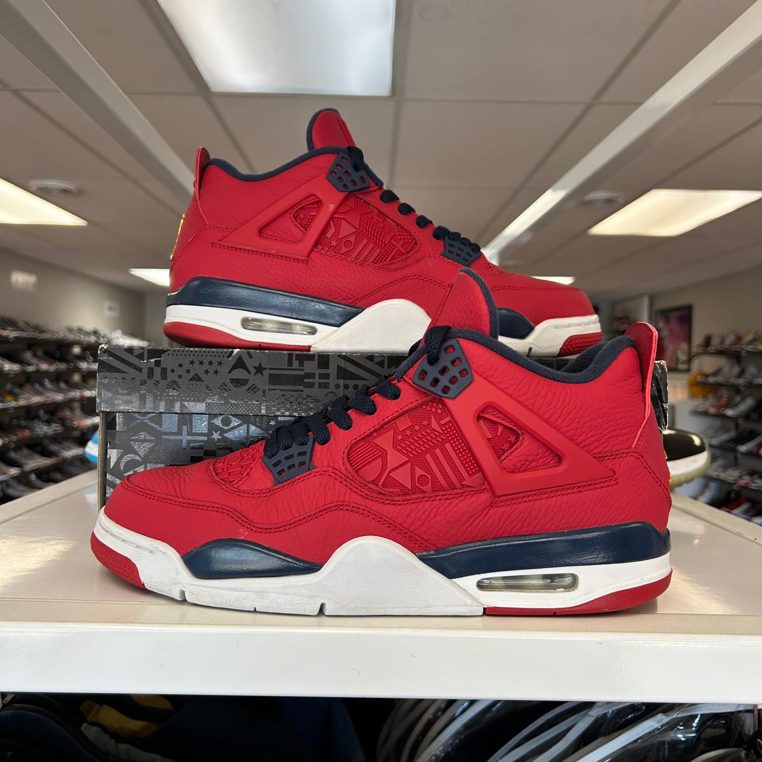 PO AIR JORDAN 4 RETRO FIBA (2019) SIZE 11.5