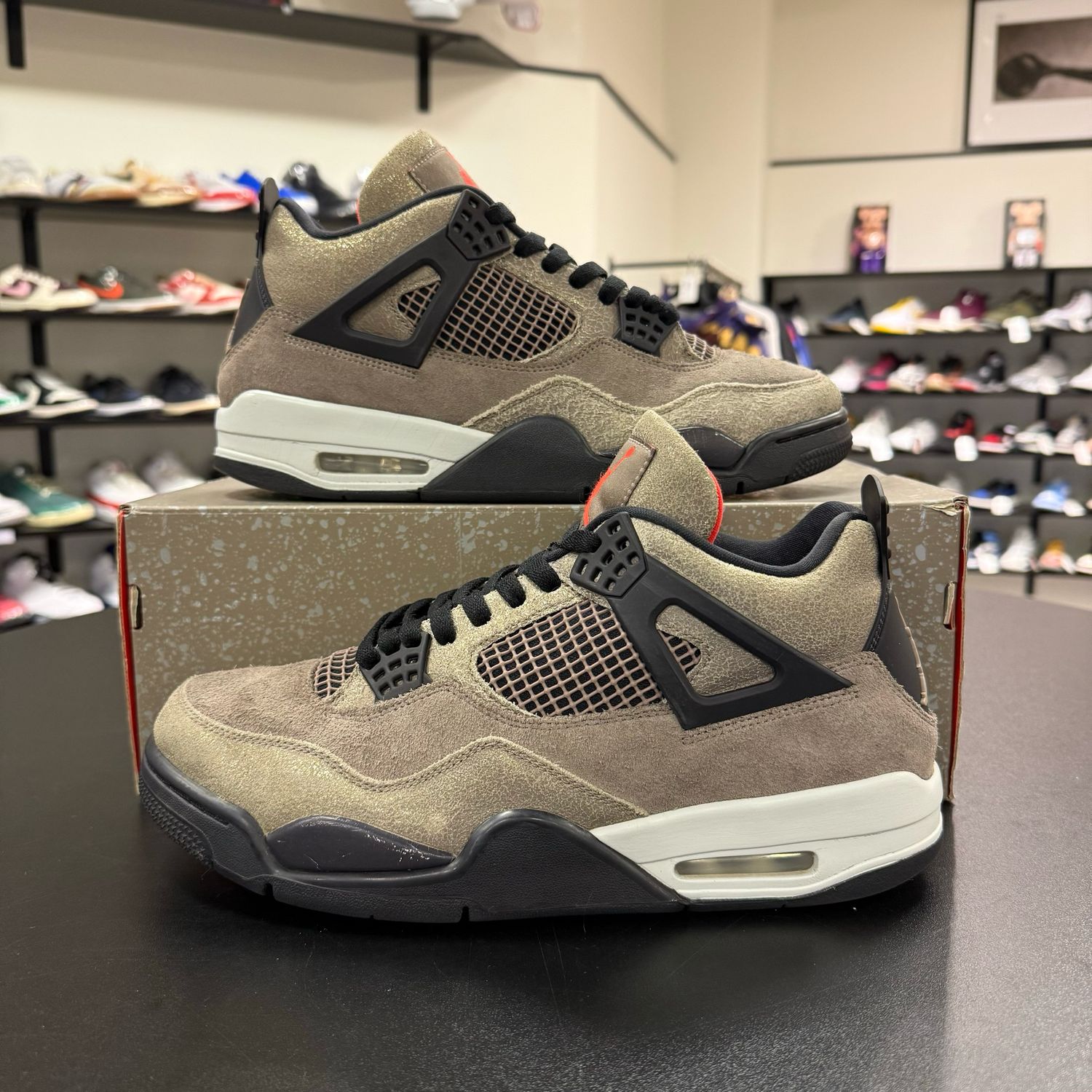 PO AIR JORDAN 4 RETRO TAUPE HAZE SIZE 10.5