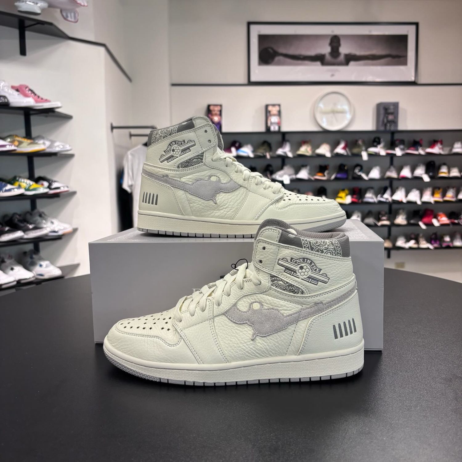 PO FUGAZI ONE IN THE CHAMBER NEAUTRAL GRAY SIZE 10