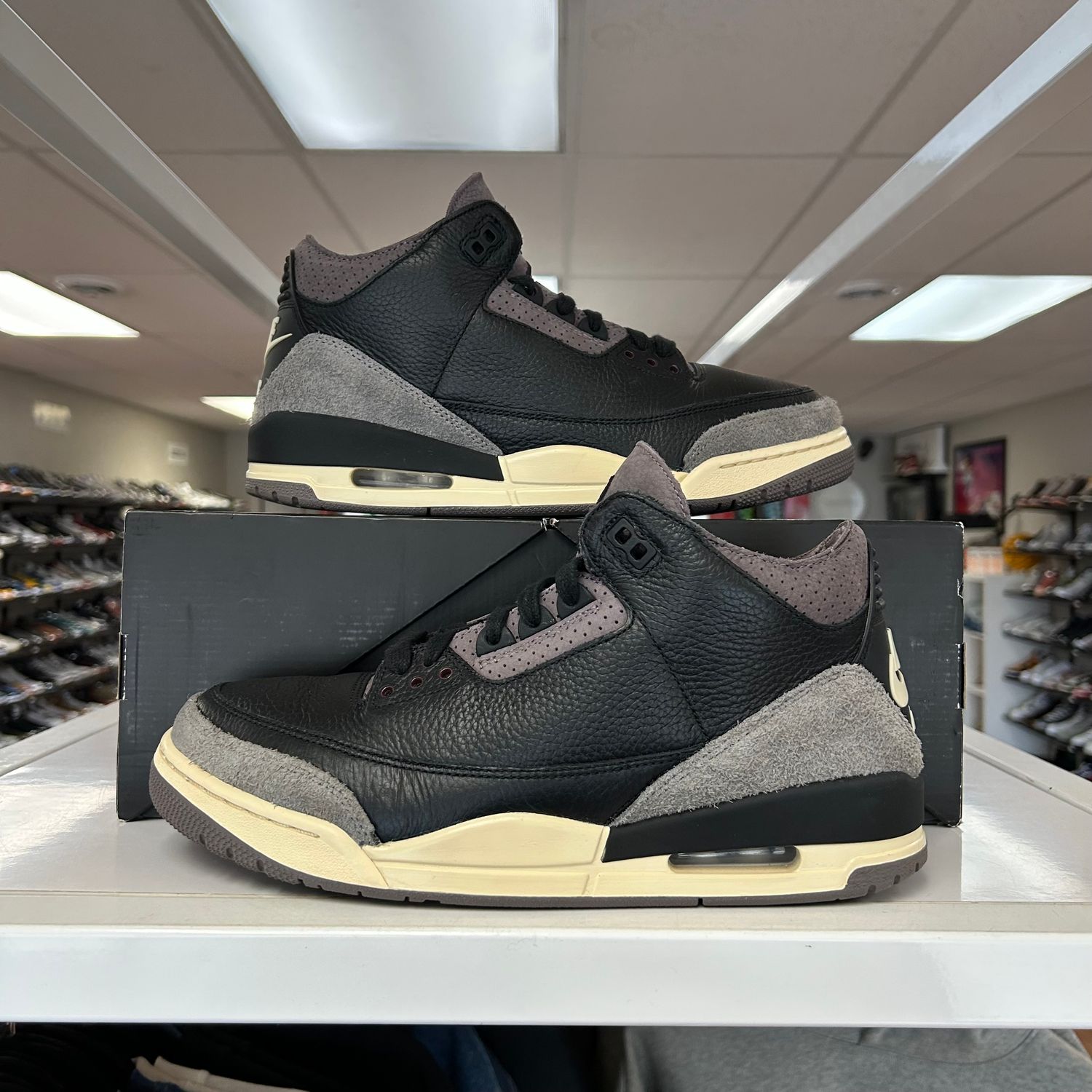 PO AIR JORDAN 3 RETRO OG SP A MA MANIERE WHILE YOU WERE SLEEPING (WOMENS) SIZE 12W