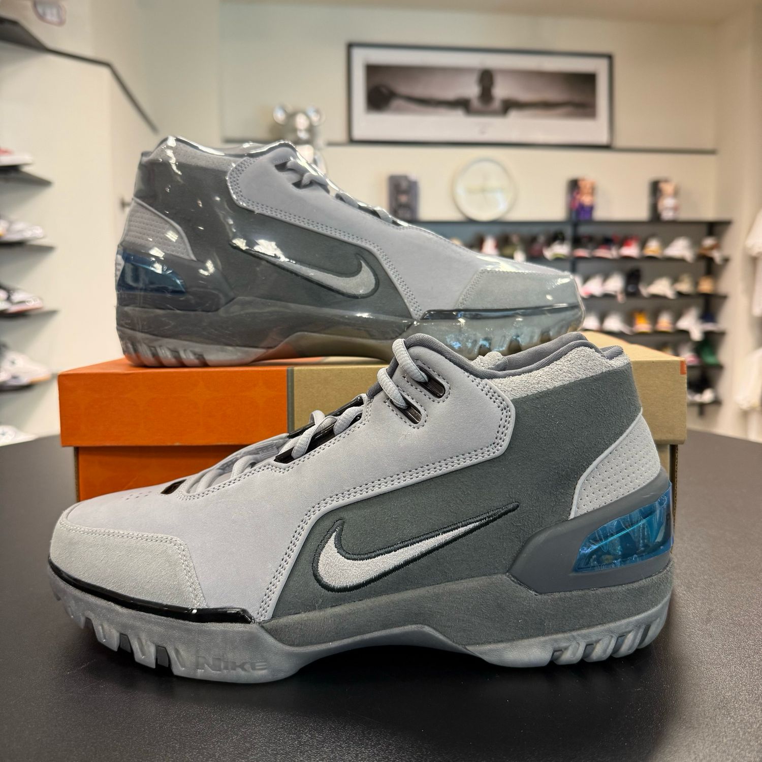 NEW NIKE AIR ZOOM GENERATION DARK GREY