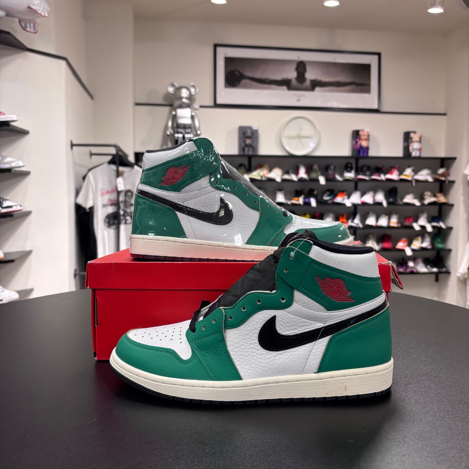 NEW AIR JORDAN 1 LUCKY GREEN (W)