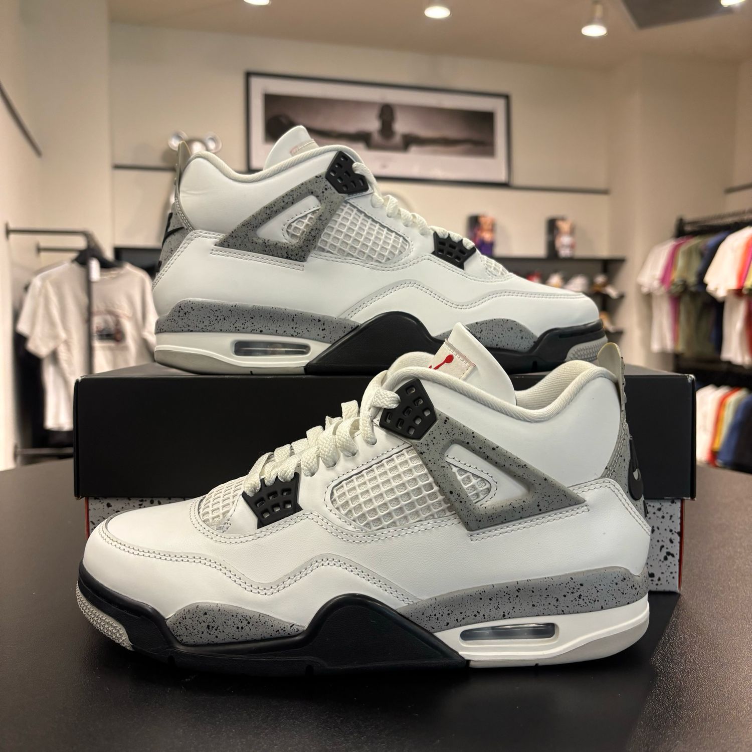PO2 AIR JORDAN 4 WHITE CEMENT (2025) SIZE 9.5