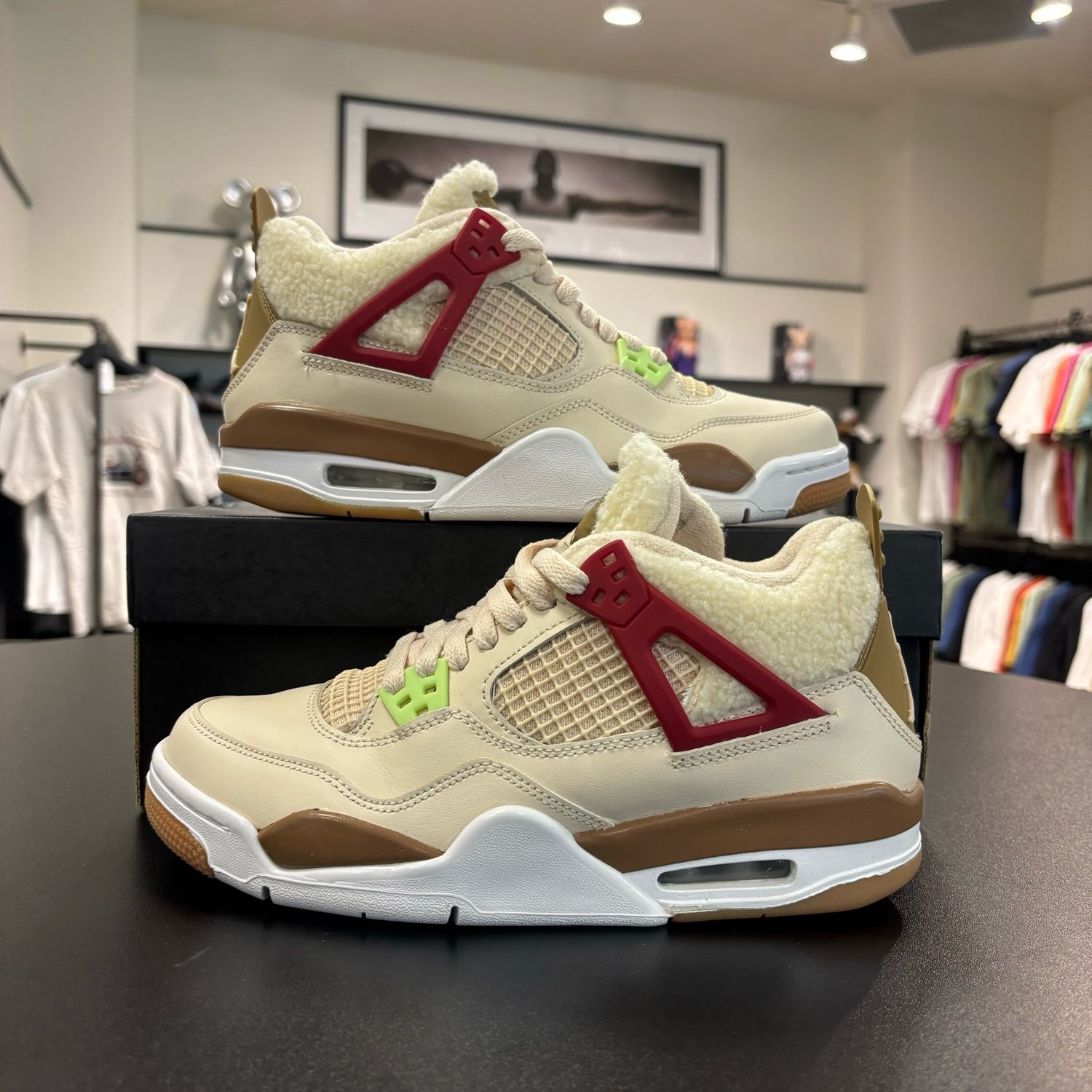 PO AIR JORDAN 4 RETRO WHERE THE WILD THINGS ARE (GS) SIZE 6.5Y