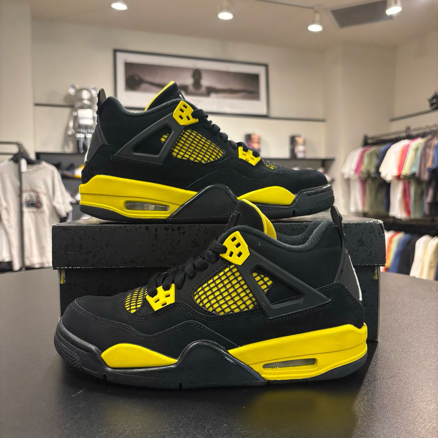 PO2 AIR JORDAN 4 THUNDER SIZE 6.5Y