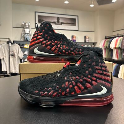 PONB LEBRON 17 INFRARED SIZE 13