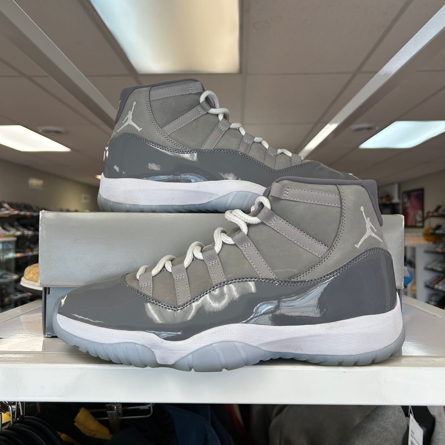 PO AIR JORDAN 11 COOL GREY SIZE 11.5