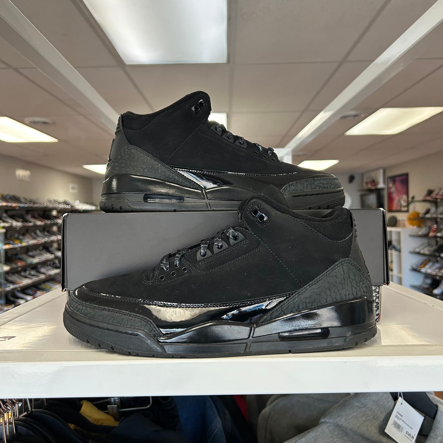 PO AIR JORDAN 3 BLACK CAT (2025) SIZE 11.5