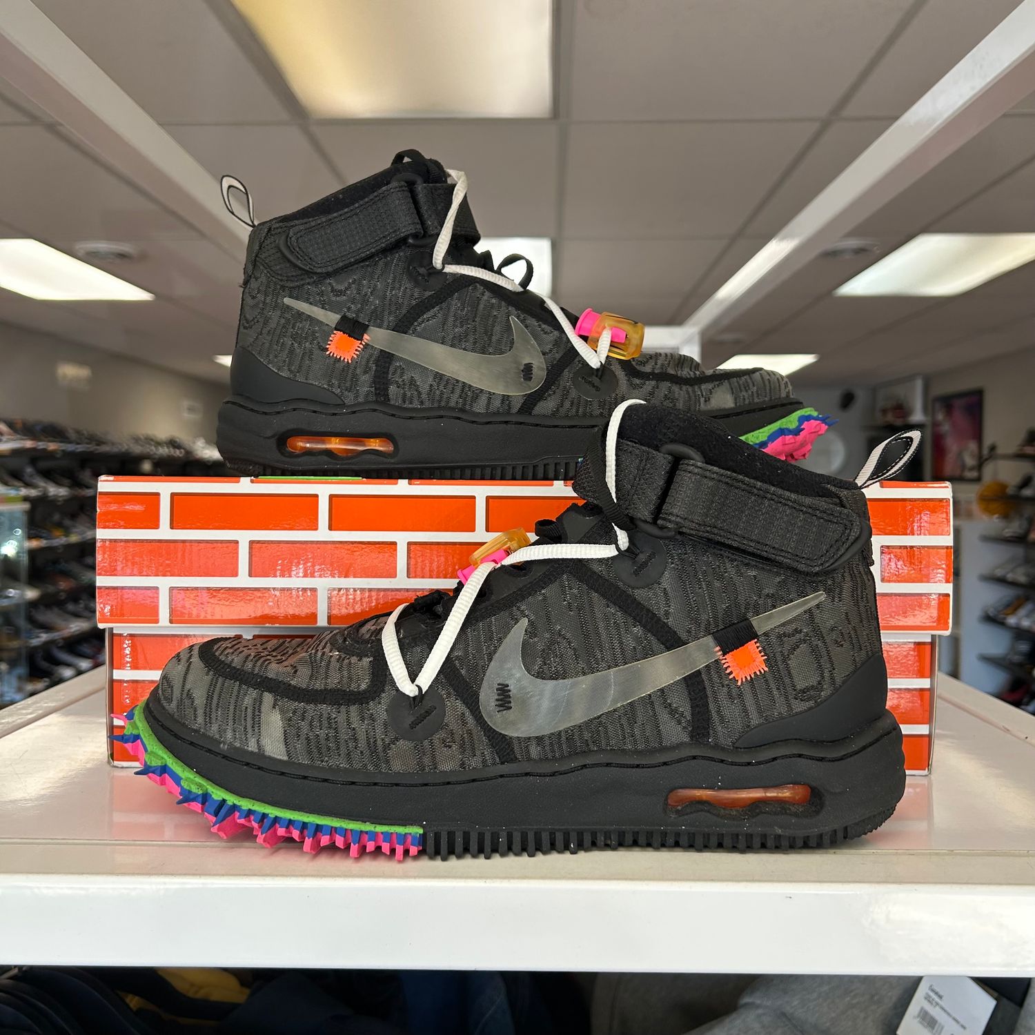 PO2 NIKE AIR FORCE 1 MID OFF-WHITE BLACK SIZE 10.5