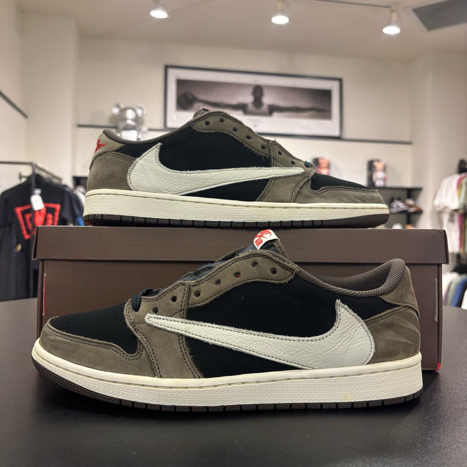 PO AIR JORDAN 1 LOW TRAVIS SCOTT MOCHA SIZE 11.5