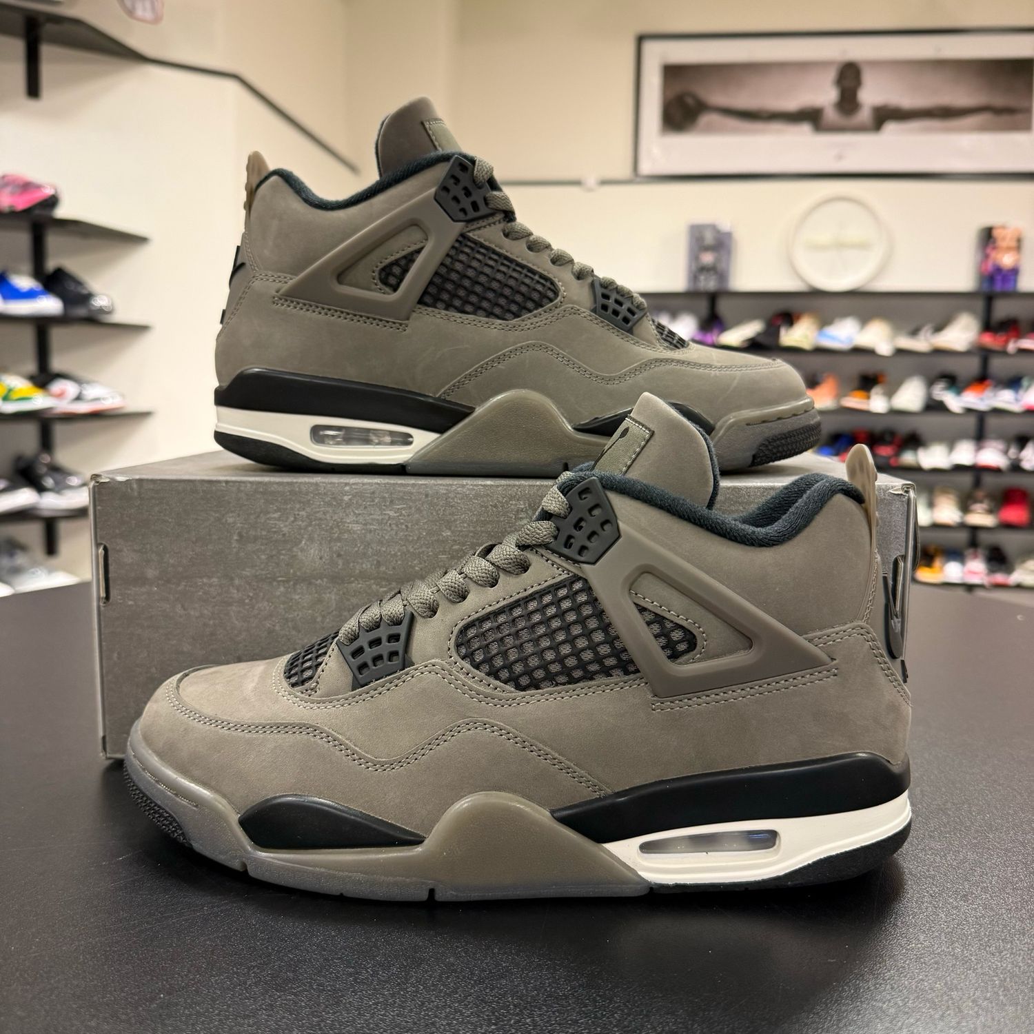 PO AIR JORDAN 4 RETRO CAVE STONE SIZE 8.5