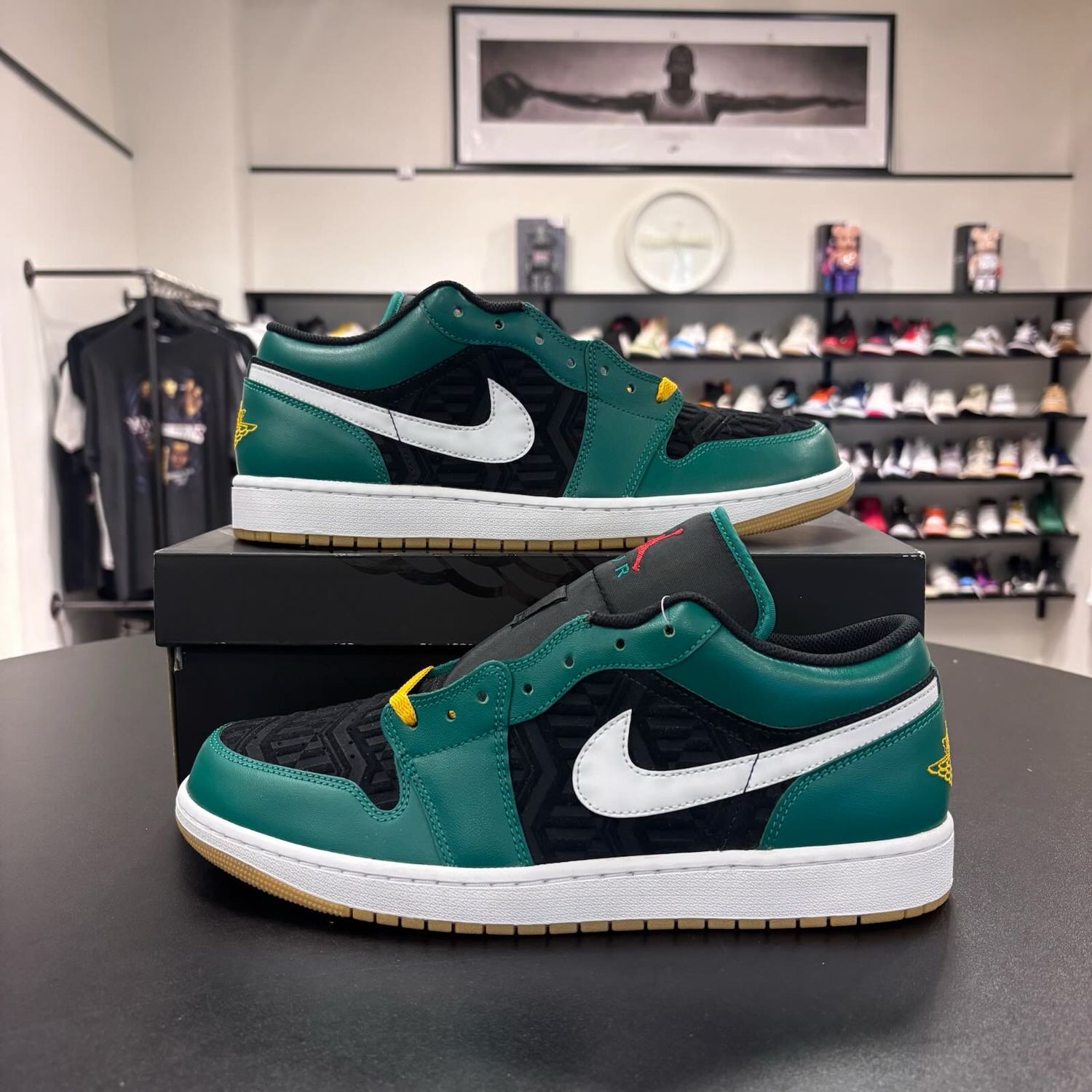 NEW AIR JORDAN 1 SE HOLIDAY SPECIAL (2022)