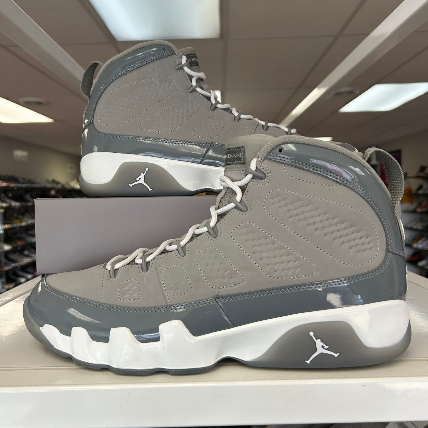 PO AIR JORDAN 9 RETRO COOL GREY (2025) SIZE 13