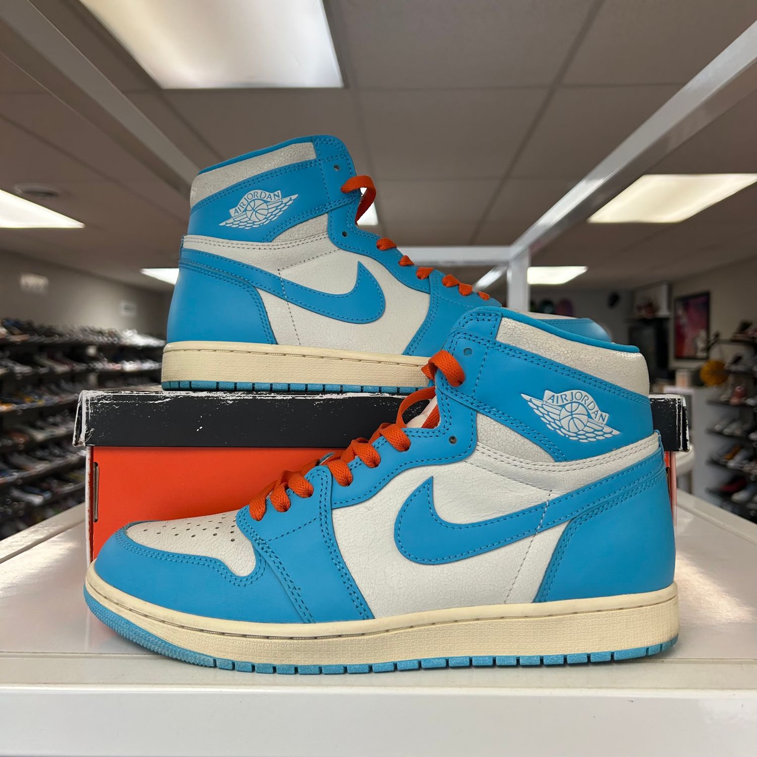 PO AIR JORDAN 1 RETRO HIGH OG UNC REIMAGINED SIZE 10.5