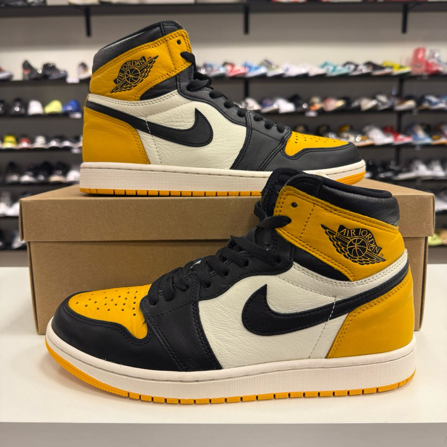 PO NB AIR JORDAN 1 TAXI SIZE 9