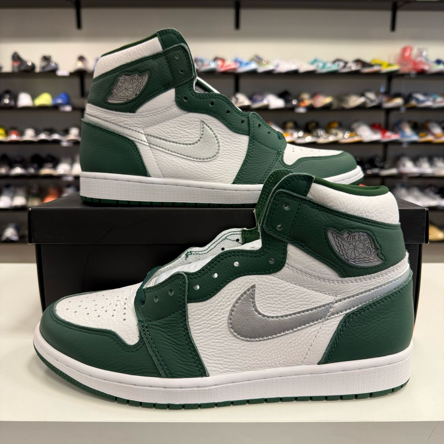 NEW AIR JORDAN 1 GORGE GREEN