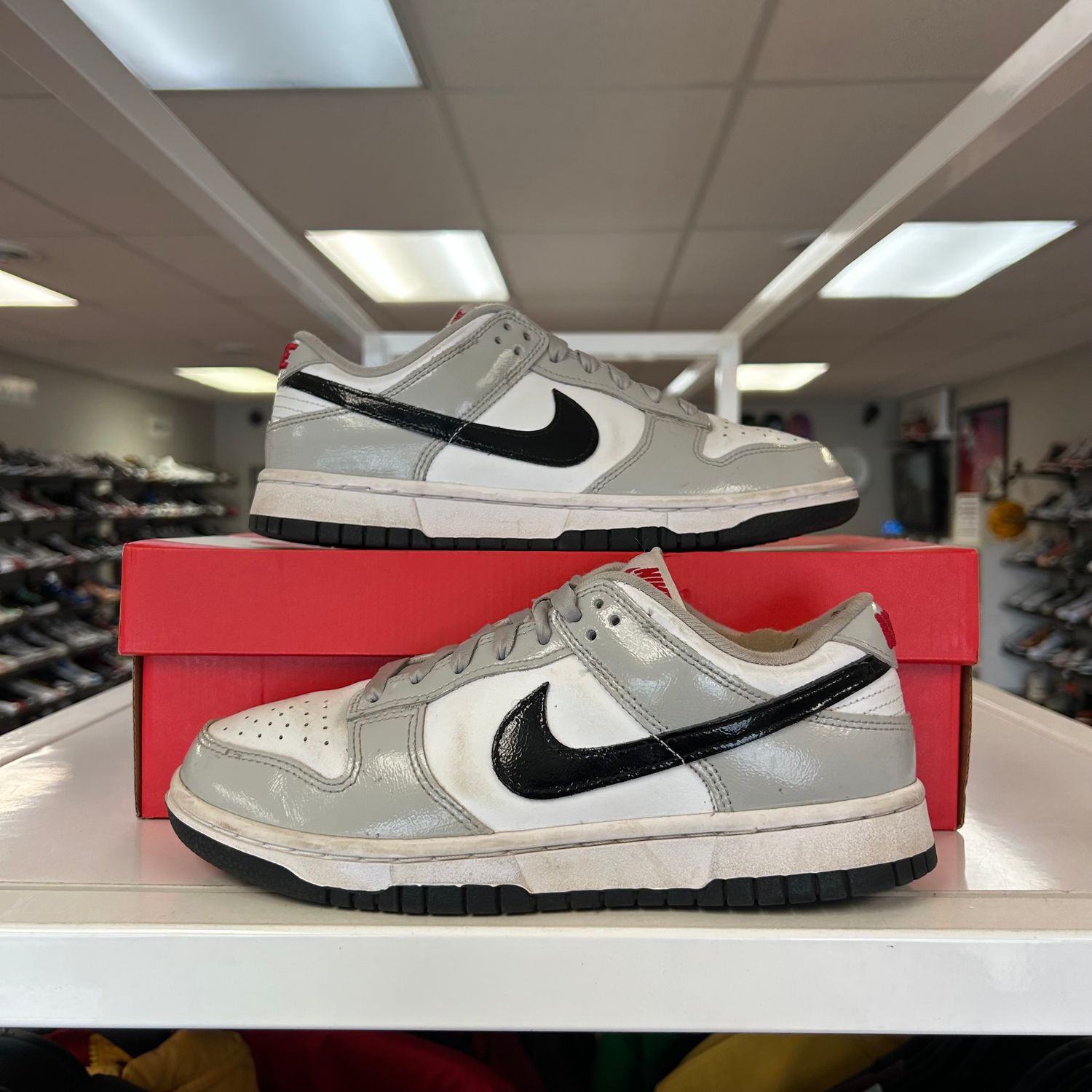 PO NIKE DUNK LOW LIGHT IRON ORE (W) SIZE 7.5