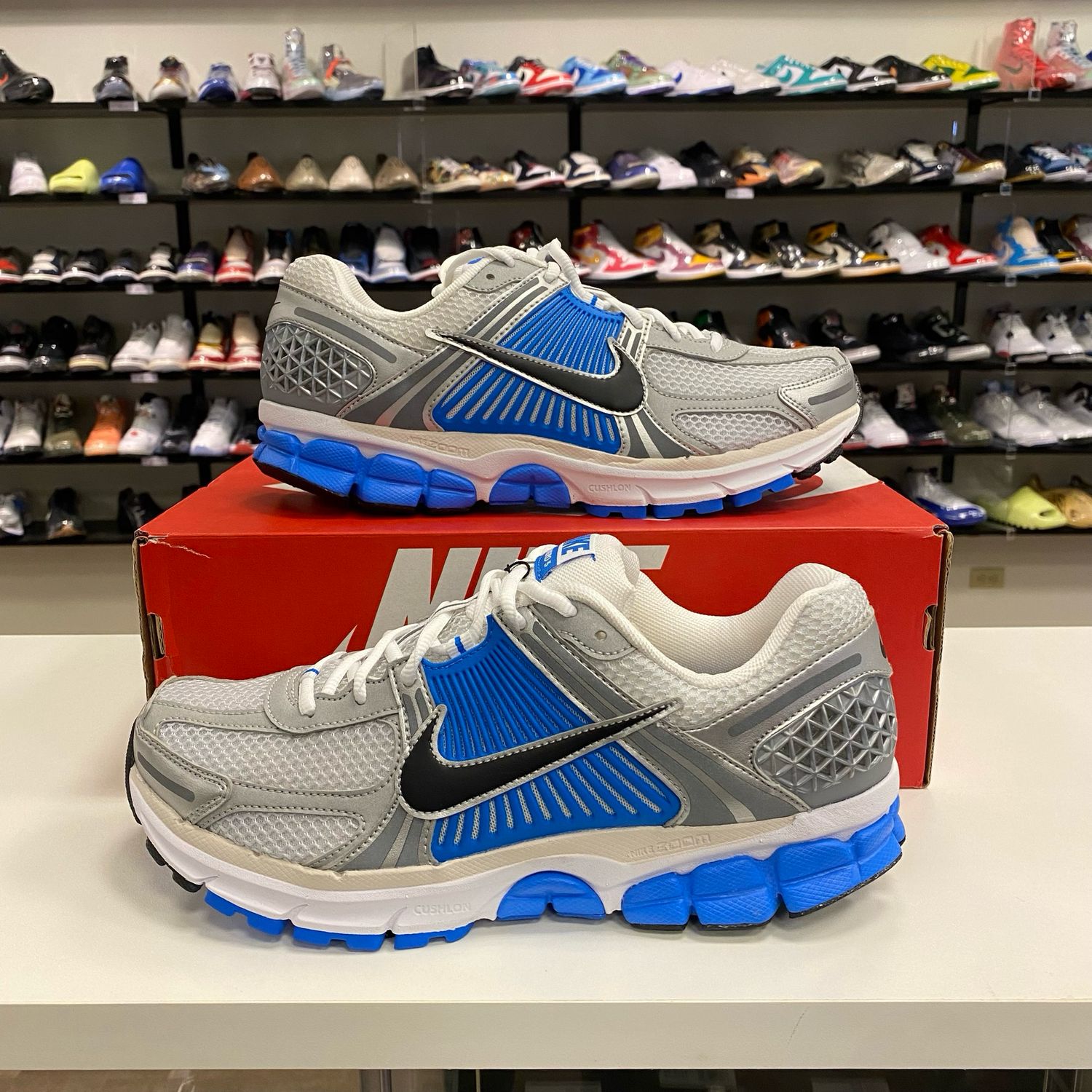 NEW DB NIKE ZOOM VOMERO 5 PHOTO BLUE SIZE 9.5