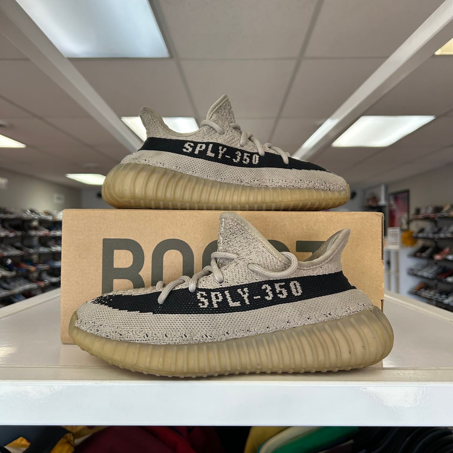 PO ADIDAS YEEZY BOOST 350 V2 SLATE SIZE 4