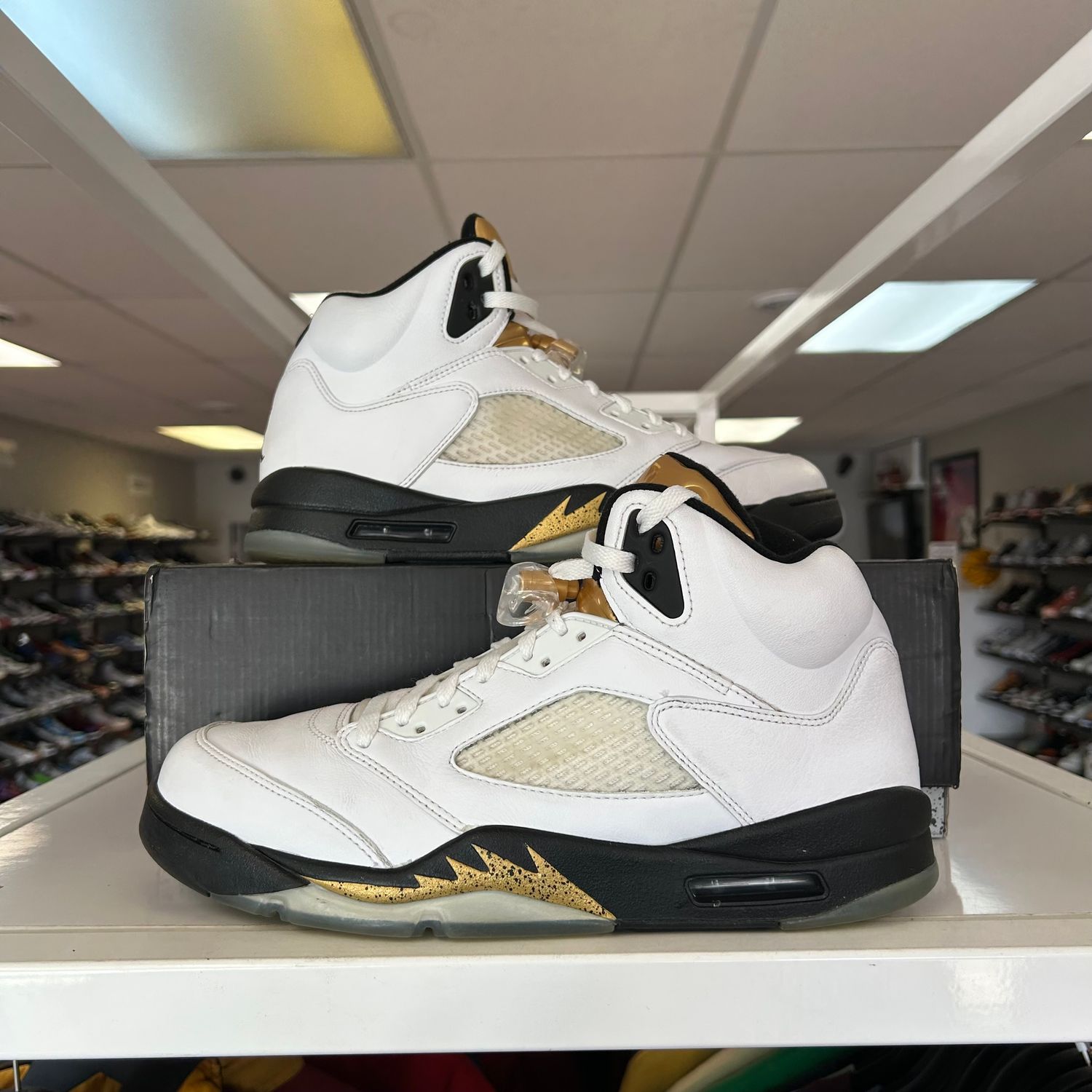 PO AIR JORDAN 5 RETRO OLYMPIC (2016) SIZE 11