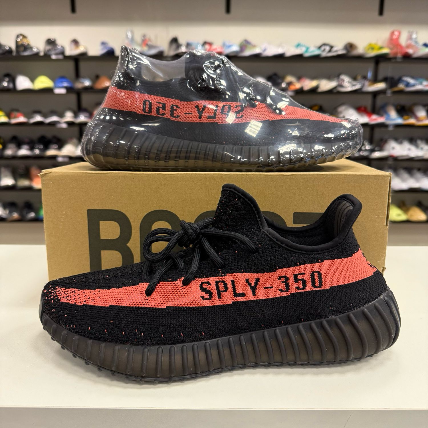 NEW ADIDAS YEEZY BOOST 350 V2 CORE BLACK RED