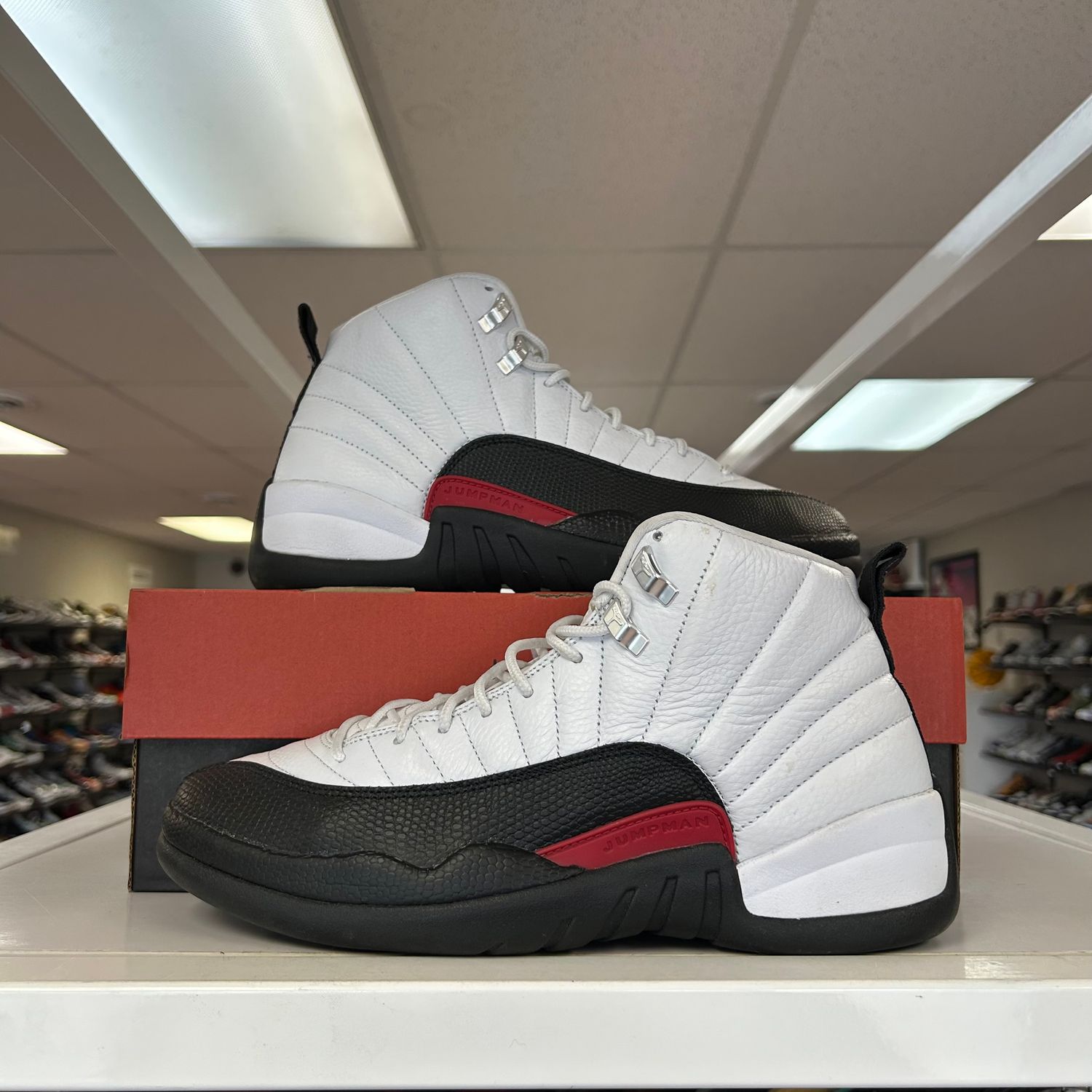 PO AIR JORDAN 12 RETRO TAXI FLIP SIZE 9.5