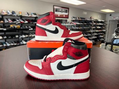 NEW AIR JORDAN 1 CHICAGO LOST AND FOUND