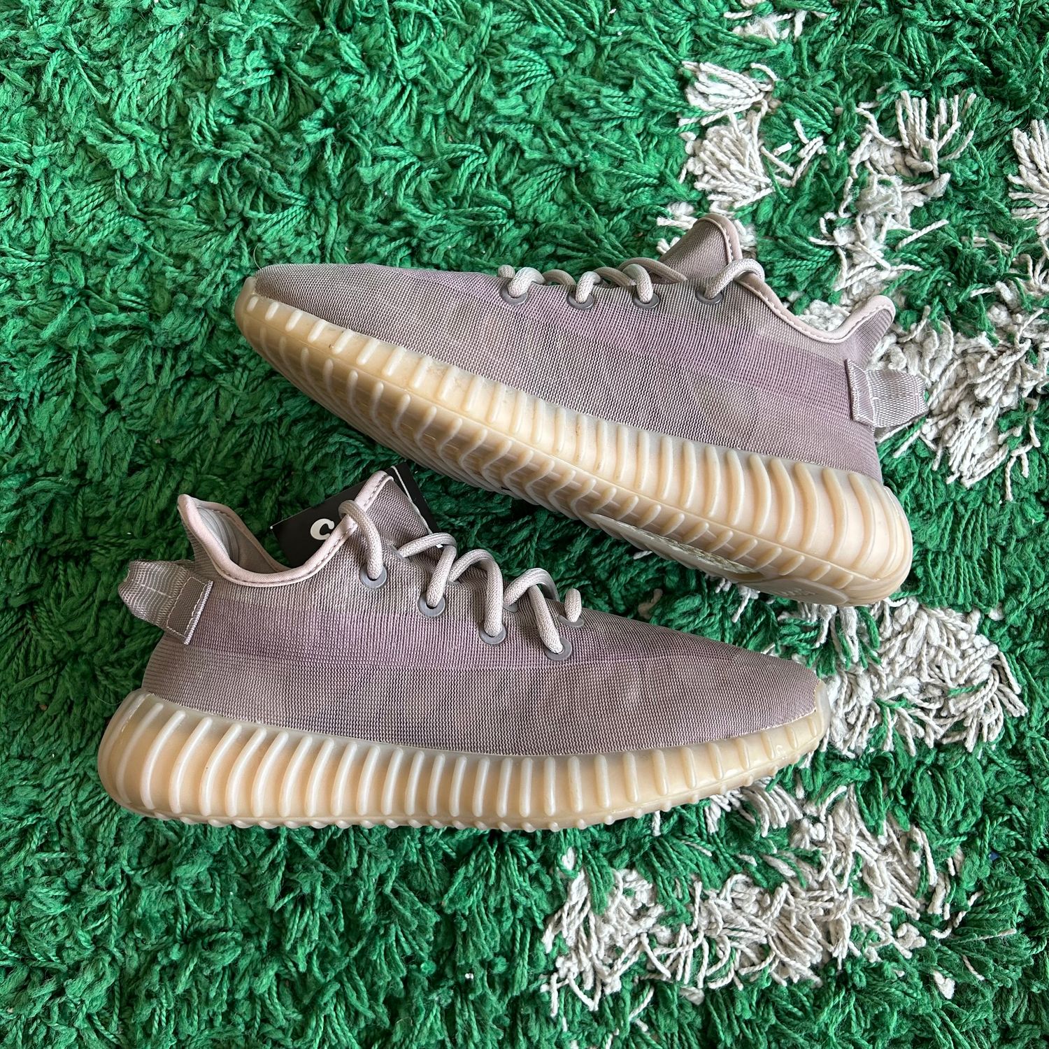 PONB ADIDAS YEEZY 350 V2 MONO MIST SIZE 6