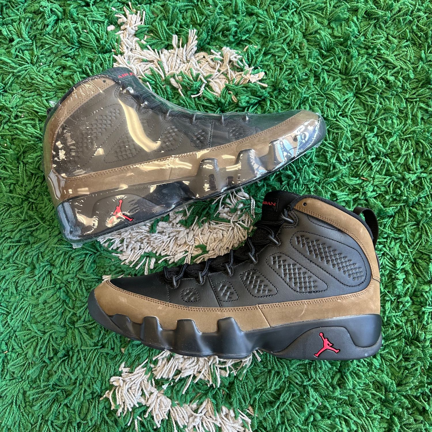 NEW WITH FLAWS AIR JORDAN 9 OLIVE (2024) SIZE 12