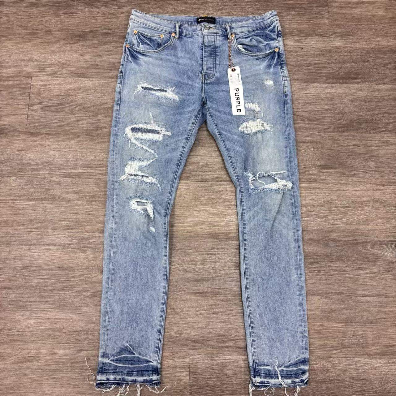 PO LIGHT BLUE DISTRESSED PURPLE JEANS SIZE 34