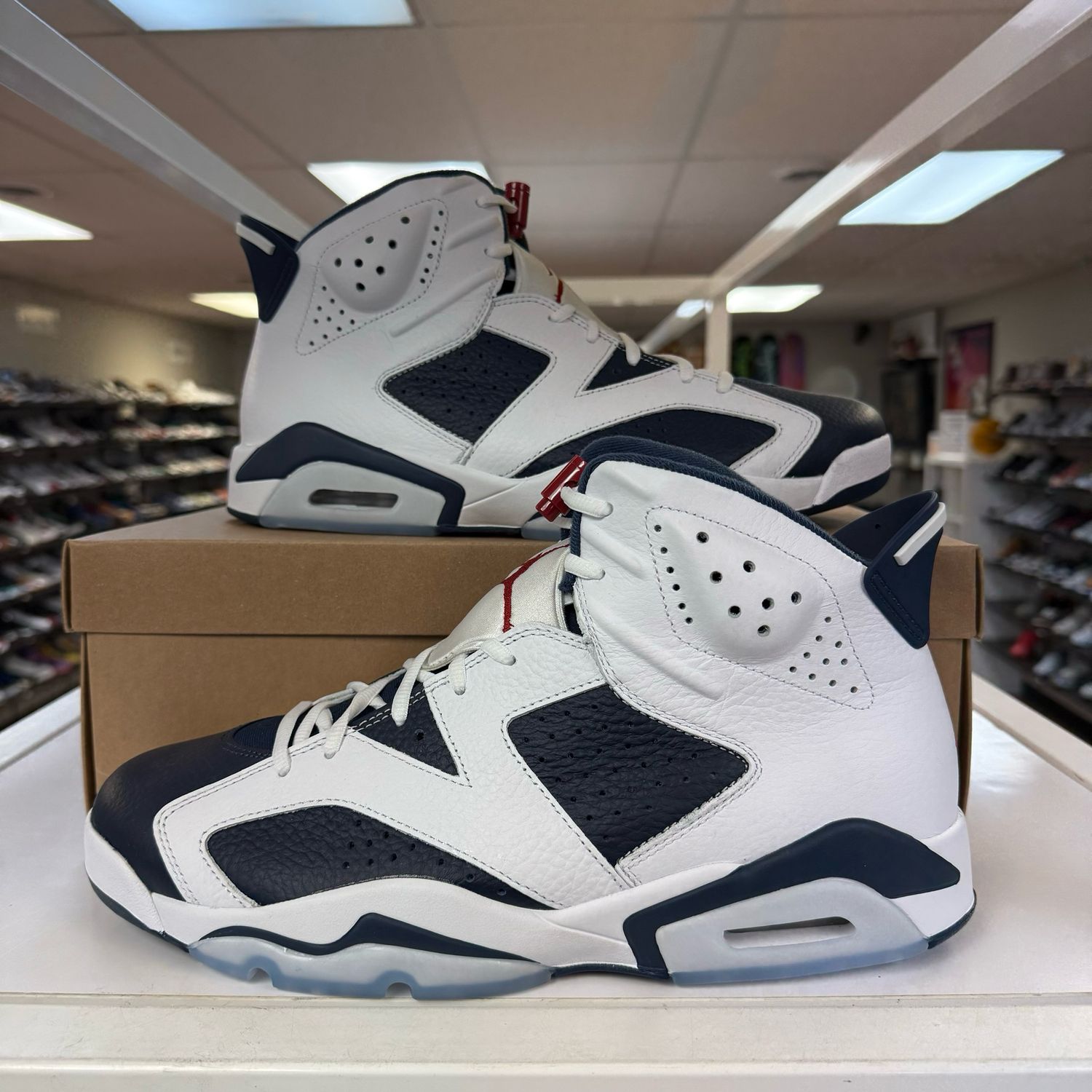 NEW (NO BOX) AIR JORDAN 6 RETRO OLYMPIC (2024) SIZE 12