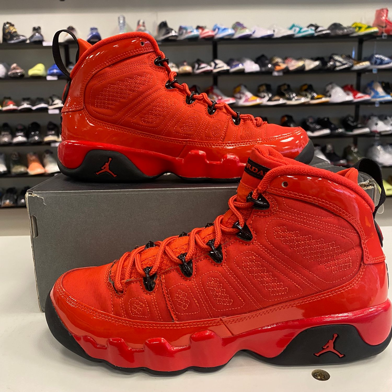 PO AIR JORDAN 9 CHILE RED SIZE 6Y