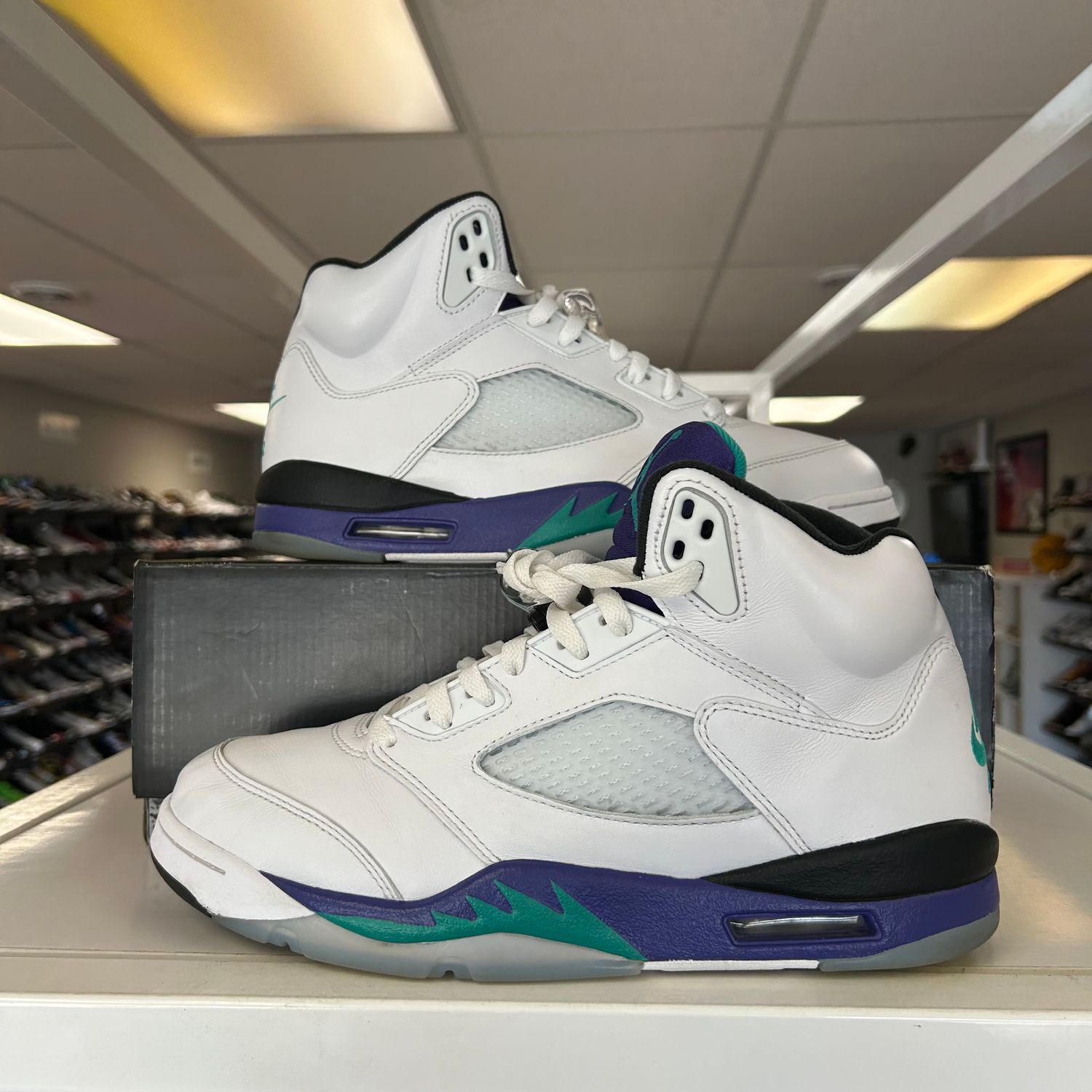 PO2 AIR JORDAN 5 GRAPE (2025) SIZE 11