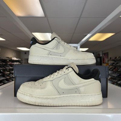 PO NIKE AIR FORCE 1 LOW '07 COCONUT MILK BLACK ULTRAMARINE (WOMENS) EB SIZE 7W