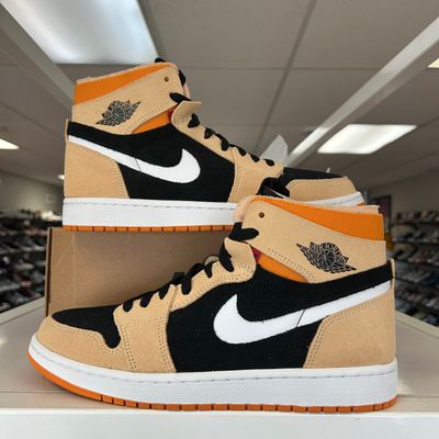NEW (NO LID) AIR JORDAN 1 HIGH ZOOM AIR CMFT PUMPKIN SPICE SIZE 9.5