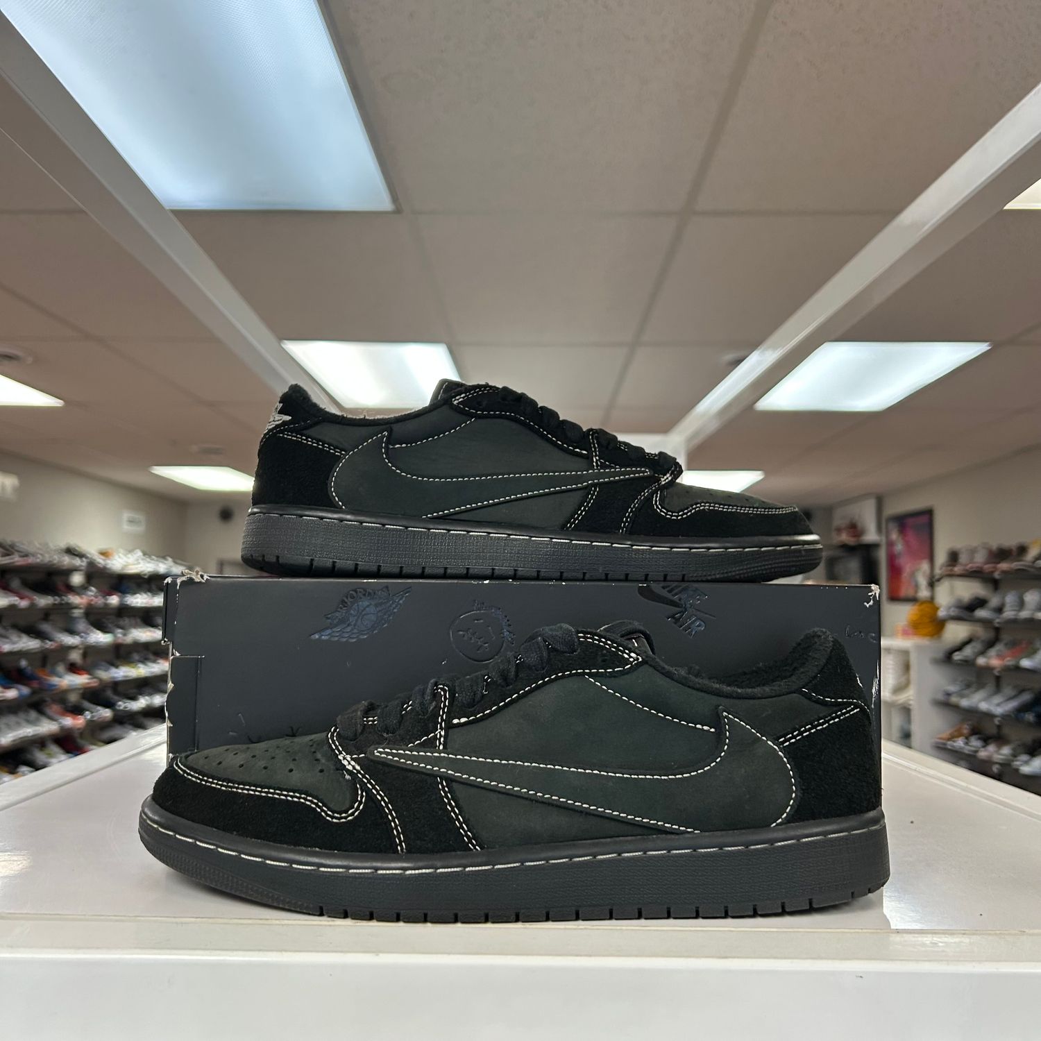 PO AIR JORDAN 1 LOW TRAVIS PHANTOM SIZE 9.5