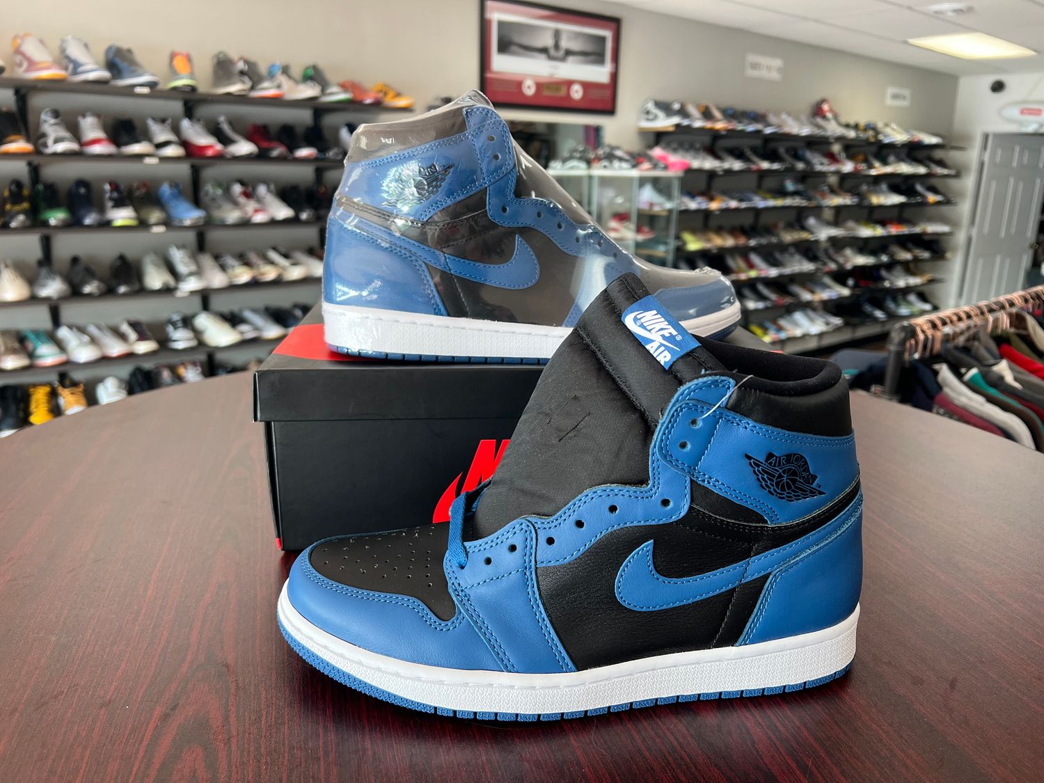 NEW AIR JORDAN 1 DARK MARINA BLUE